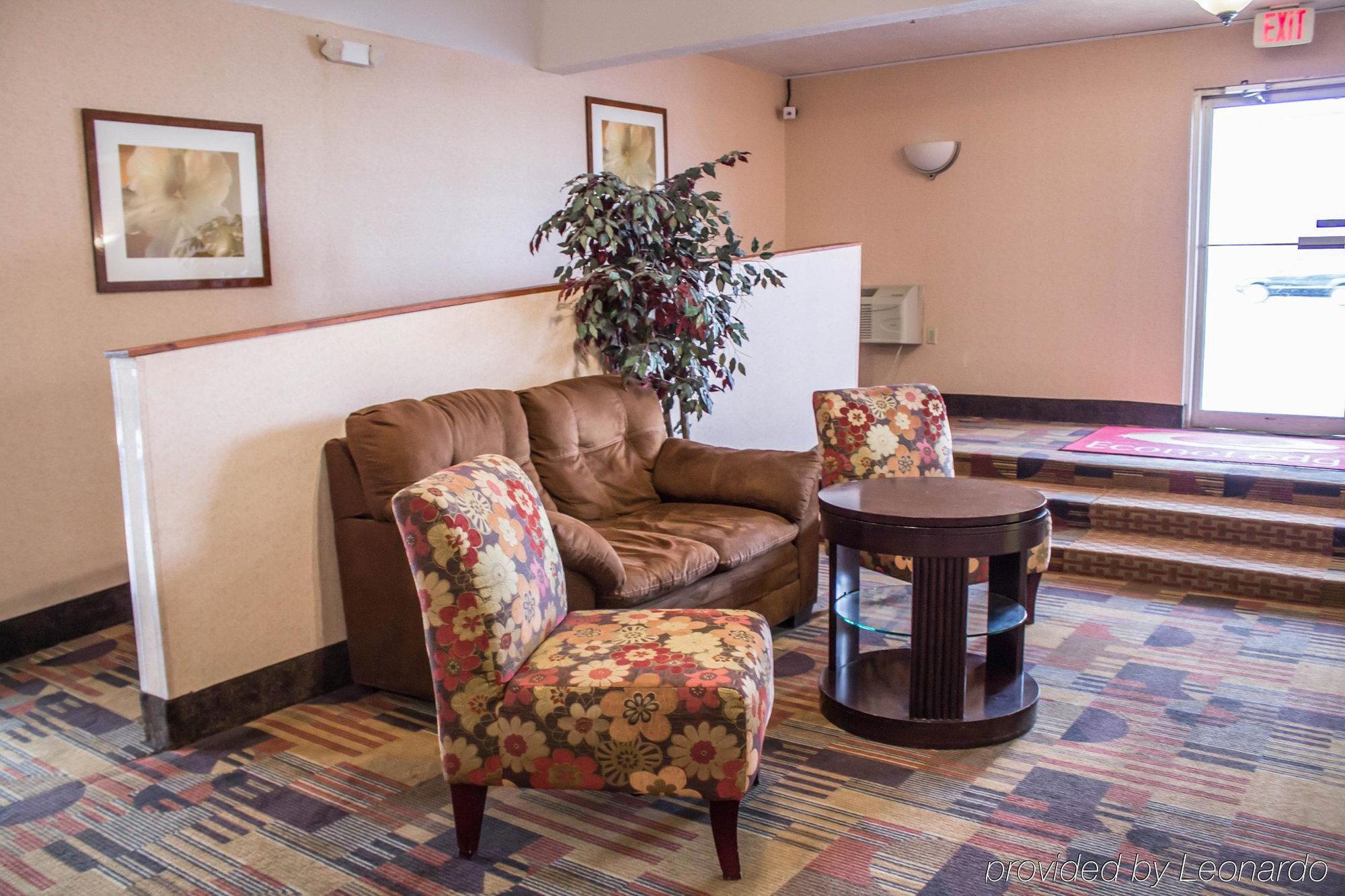 Econo Lodge Kent Exterior photo